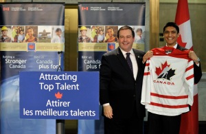 Minister Kenney congratulates Gaurav Gore, Canada’s 20,000th permanent resident through the Canadian Experience Class (CEC)